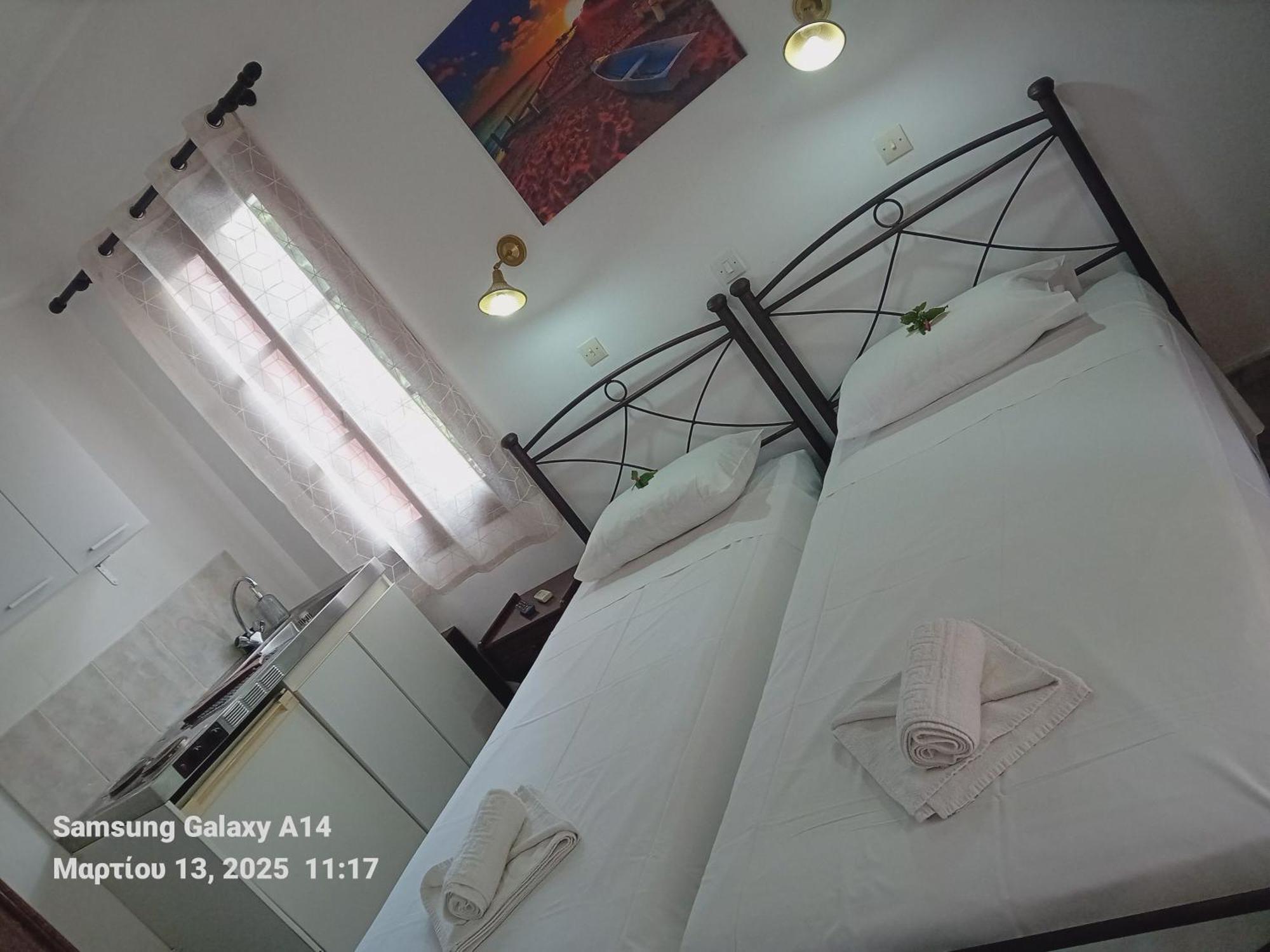 Appartement Giorgos House à Mithimna Extérieur photo